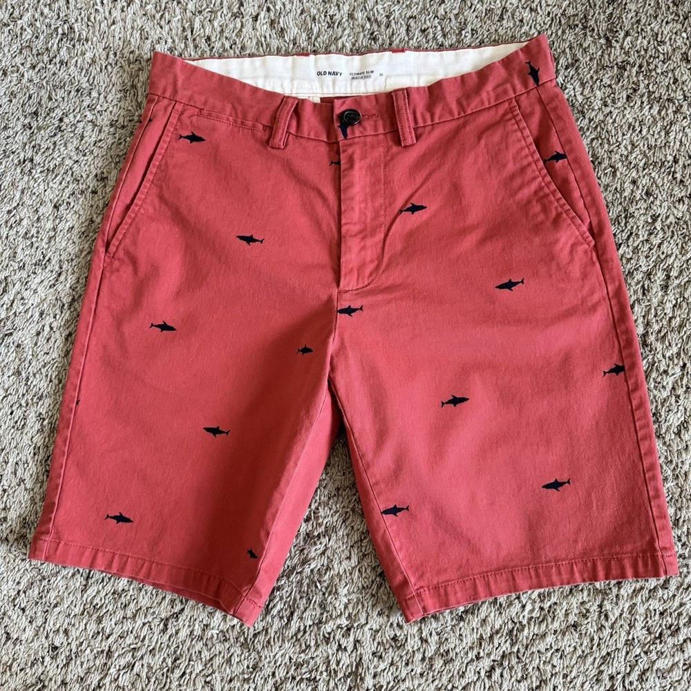 Old Navy Ultimate Slim Shorts 30 Red Shark Print Chino Casual Summer‎